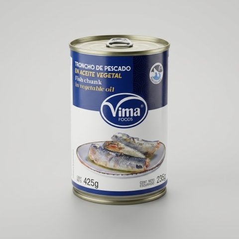 Lata de Troncho de Pescado en Aceite Vegetal Vima Foods 425g sobre plato servido